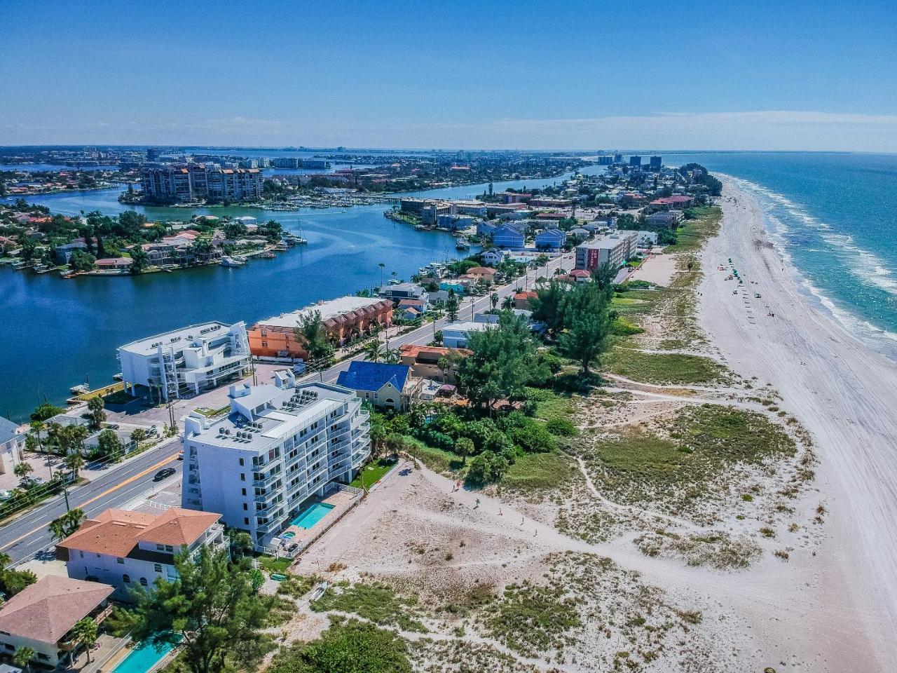 Provident Oceana Beachfront Suites St. Pete Beach Buitenkant foto